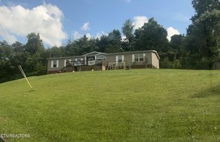 1605 Trig Long Rd, Dandridge, TN 37725