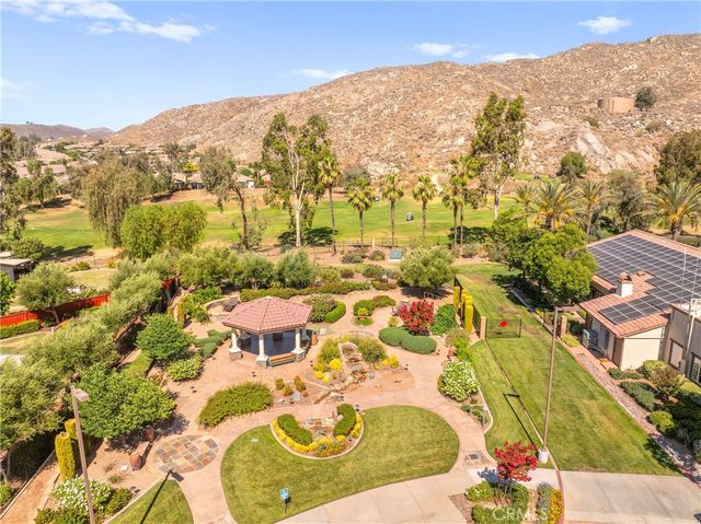 7704 Armour, Hemet, CA 92545