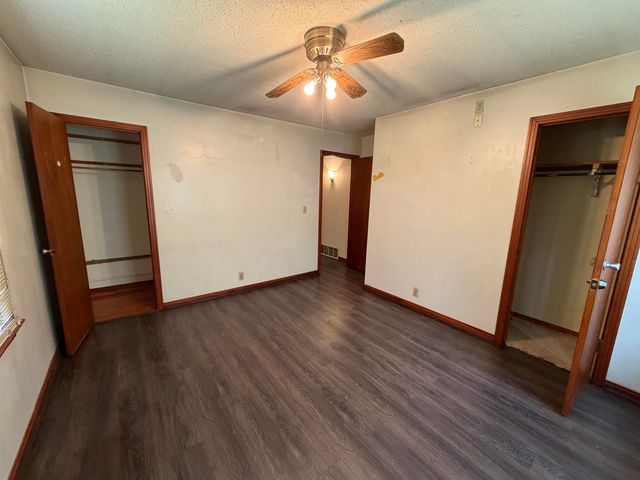 129 W 55th St. S., Wichita, KS 67217
