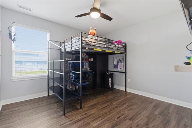 8803 SW 8th Street, Blue Springs, MO 64064