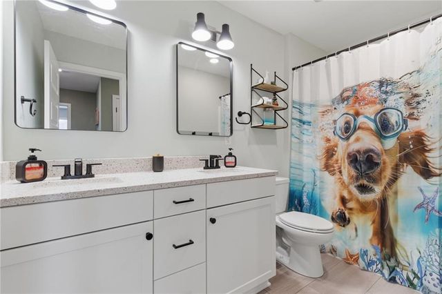 8803 SW 8th Street, Blue Springs, MO 64064