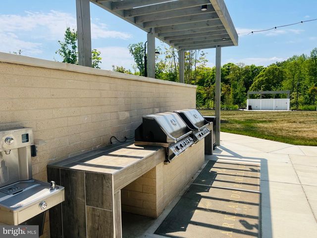 10446 YOSEMITE ST, White Plains, MD 20695