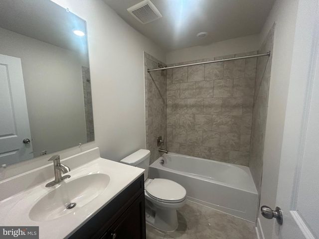 10446 YOSEMITE ST, White Plains, MD 20695