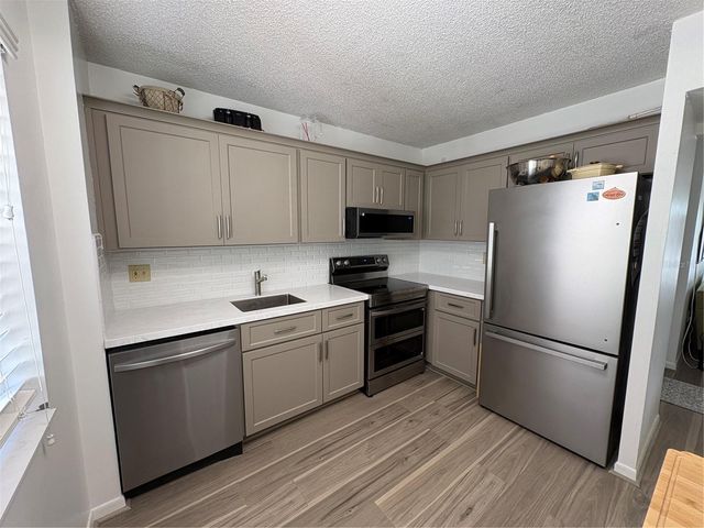 2207 BELLEAIR ROAD 30B, Clearwater, FL 33764