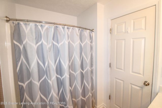 509 Laurens Way 29, Potterville, MI 48876