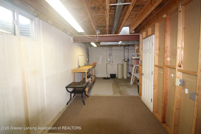 509 Laurens Way 29, Potterville, MI 48876