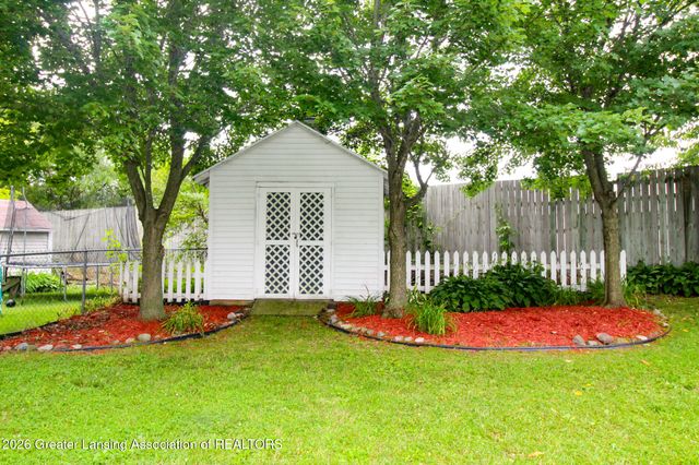 509 Laurens Way 29, Potterville, MI 48876
