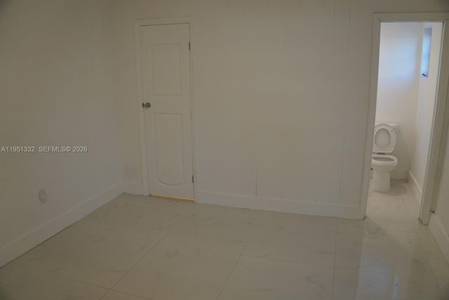 61 SW 58th Ct D, Miami, FL 33144