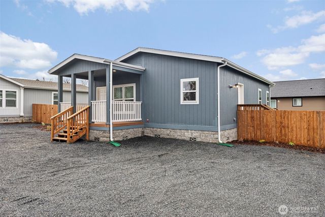 1257 SW Elzina Street, Chehalis, WA 98532