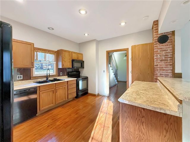 1318 S Saint Louis Street, Concordia, MO 64020