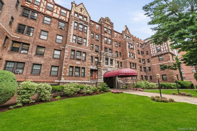 23 Old Mamaroneck Rd Apt. 5Q, White Plains, NY 10605