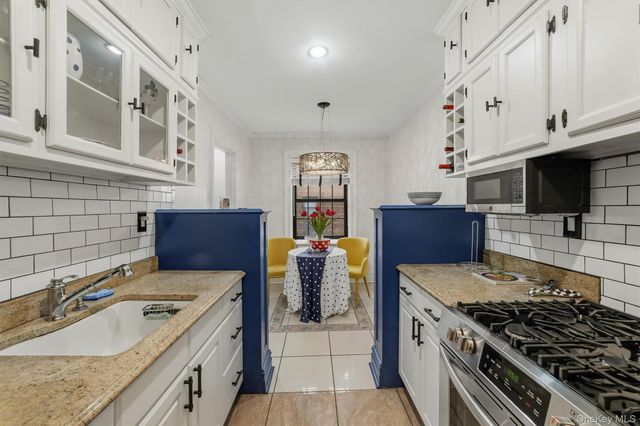 23 Old Mamaroneck Rd Apt. 5Q, White Plains, NY 10605