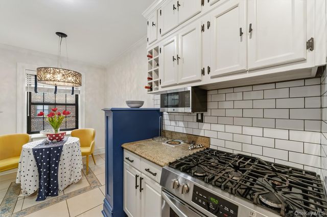 23 Old Mamaroneck Rd Apt. 5Q, White Plains, NY 10605