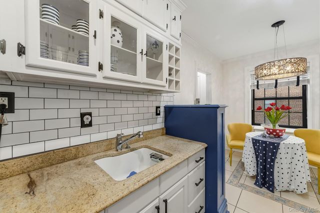 23 Old Mamaroneck Rd Apt. 5Q, White Plains, NY 10605