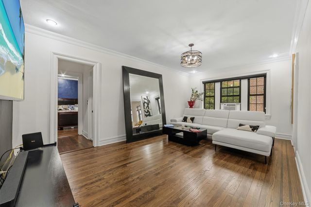 23 Old Mamaroneck Rd Apt. 5Q, White Plains, NY 10605