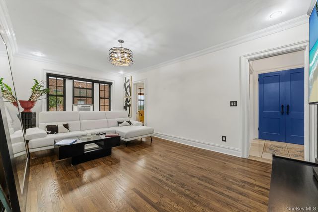 23 Old Mamaroneck Rd Apt. 5Q, White Plains, NY 10605