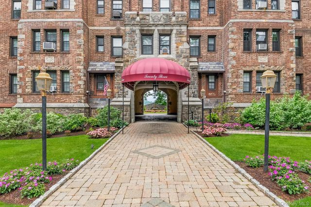 23 Old Mamaroneck Rd Apt. 5Q, White Plains, NY 10605