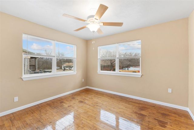 1514 W McAlester, Sulphur, OK 73086