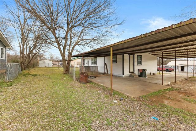 1514 W McAlester, Sulphur, OK 73086