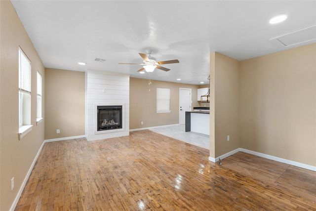 1514 W McAlester, Sulphur, OK 73086