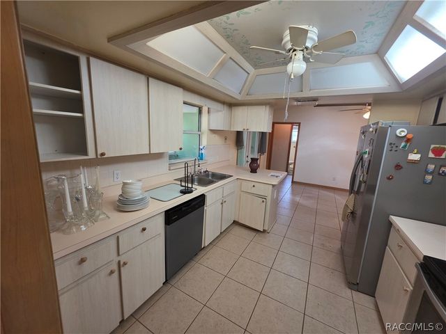 5131 S Hummingbird Avenue, Inverness, FL 34452