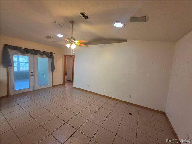 5131 S Hummingbird Avenue, Inverness, FL 34452