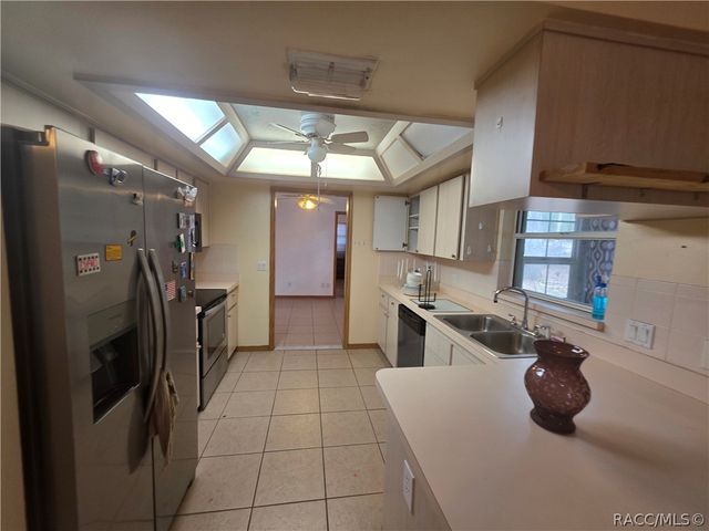 5131 S Hummingbird Avenue, Inverness, FL 34452