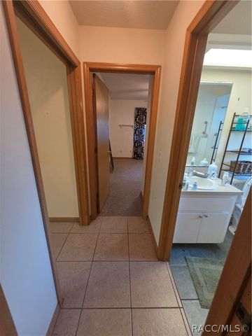 5131 S Hummingbird Avenue, Inverness, FL 34452