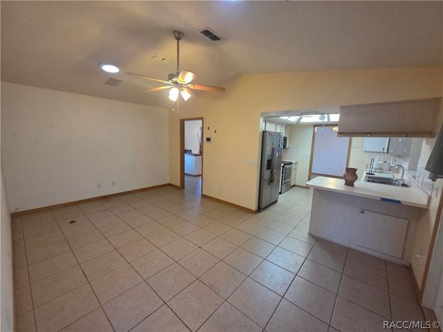 5131 S Hummingbird Avenue, Inverness, FL 34452