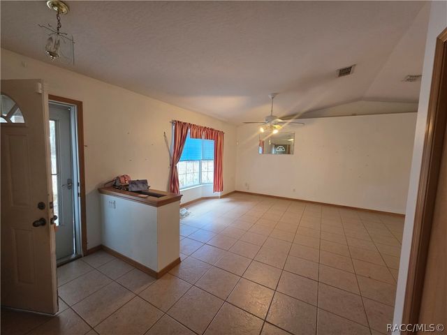 5131 S Hummingbird Avenue, Inverness, FL 34452