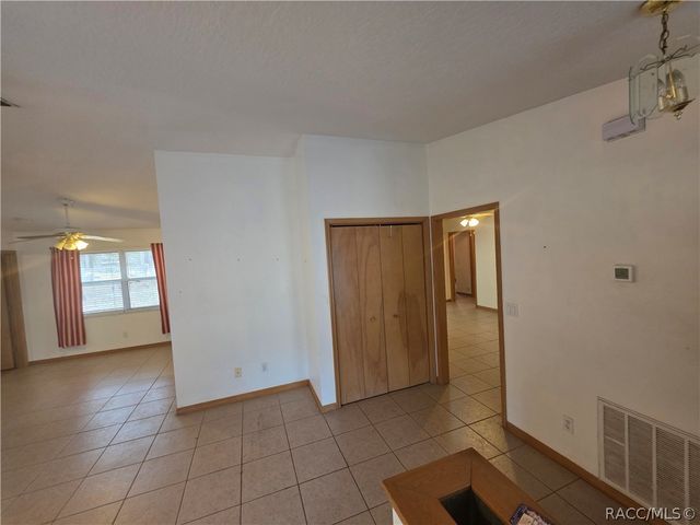 5131 S Hummingbird Avenue, Inverness, FL 34452