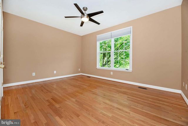 2415 SHAWNEE DR, Finksburg, MD 21048