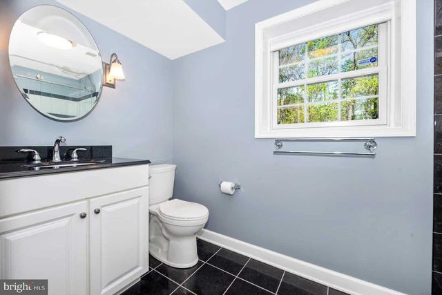 2415 SHAWNEE DR, Finksburg, MD 21048