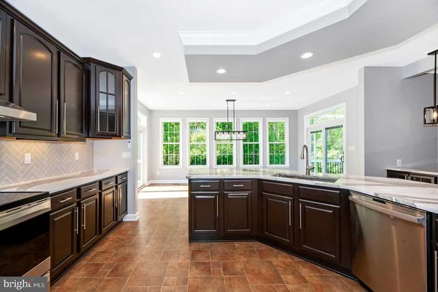 2415 SHAWNEE DR, Finksburg, MD 21048
