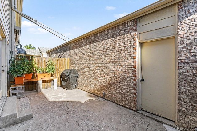 7614 S Cove Circle, Littleton, CO 80122