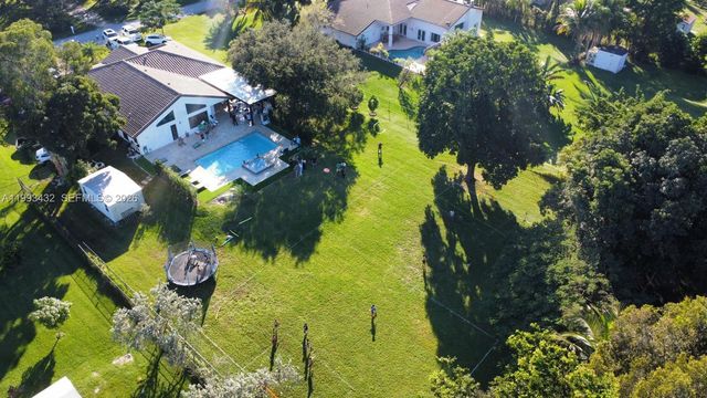 17101 SW 64th Ct, Southwest Ranches, FL 33331