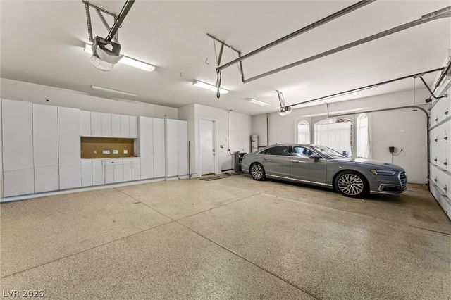 2875 Mountain Mist Court, Las Vegas, NV 89117