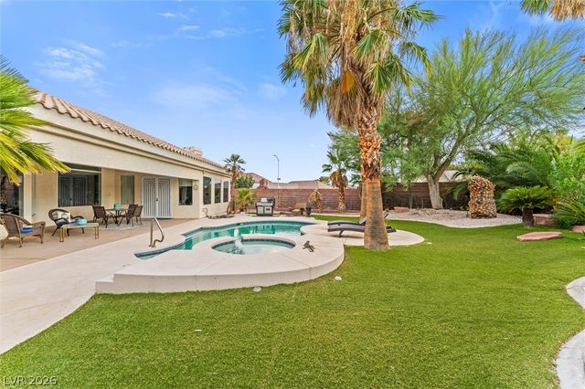 2875 Mountain Mist Court, Las Vegas, NV 89117