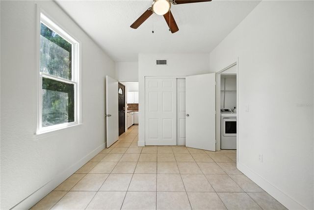 501 E SPARKMAN AVENUE, Tampa, FL 33602