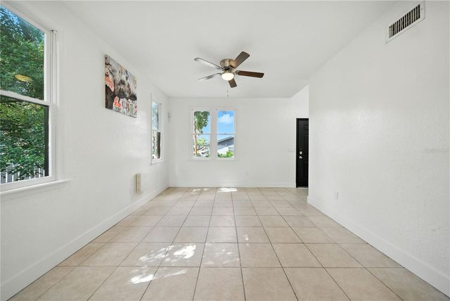 501 E SPARKMAN AVENUE, Tampa, FL 33602