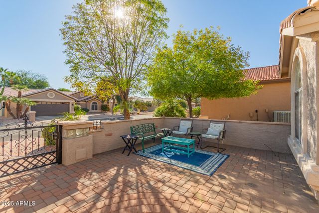 15736 W VALE Drive, Goodyear, AZ 85395