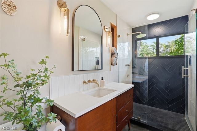 2337 Jasper AVE, Fort Myers, FL 33907