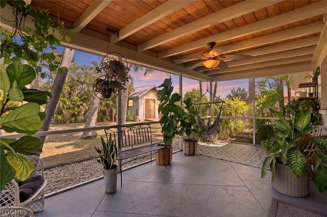 2337 Jasper AVE, Fort Myers, FL 33907