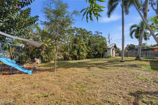 2337 Jasper AVE, Fort Myers, FL 33907