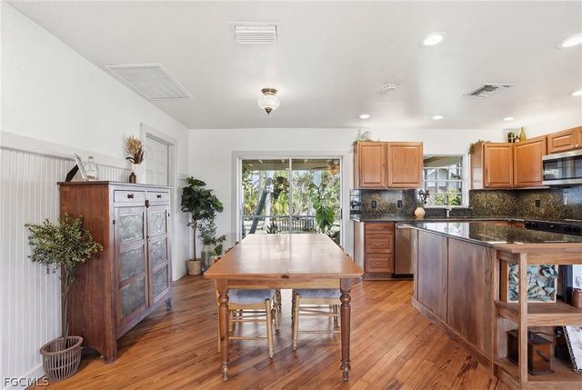 2337 Jasper AVE, Fort Myers, FL 33907