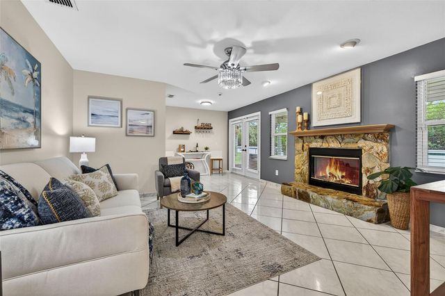 1700 GLEN LAKES BOULEVARD N, St Petersburg, FL 33702