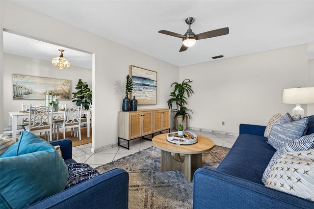 1700 GLEN LAKES BOULEVARD N, St Petersburg, FL 33702