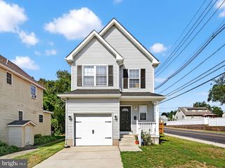 300 SAUNDERS AVE, Bellmawr, NJ 08031