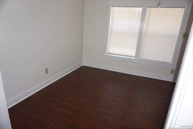 1905 Buena Vista St Unit 1, San Antonio, TX 78207