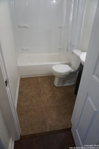 1905 Buena Vista St Unit 1, San Antonio, TX 78207